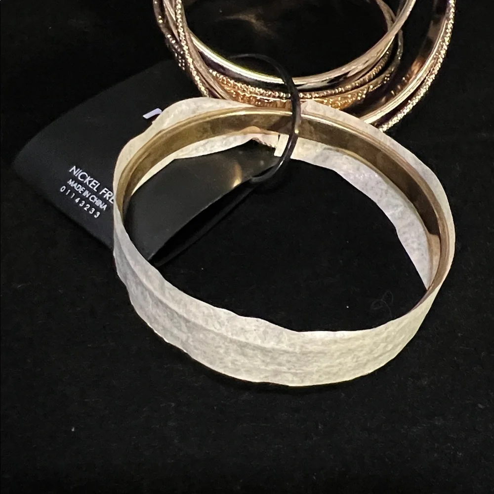 MRP Gold and Black Animal Print Bangle Bracelet Set (7) - Picture 4 of 5
